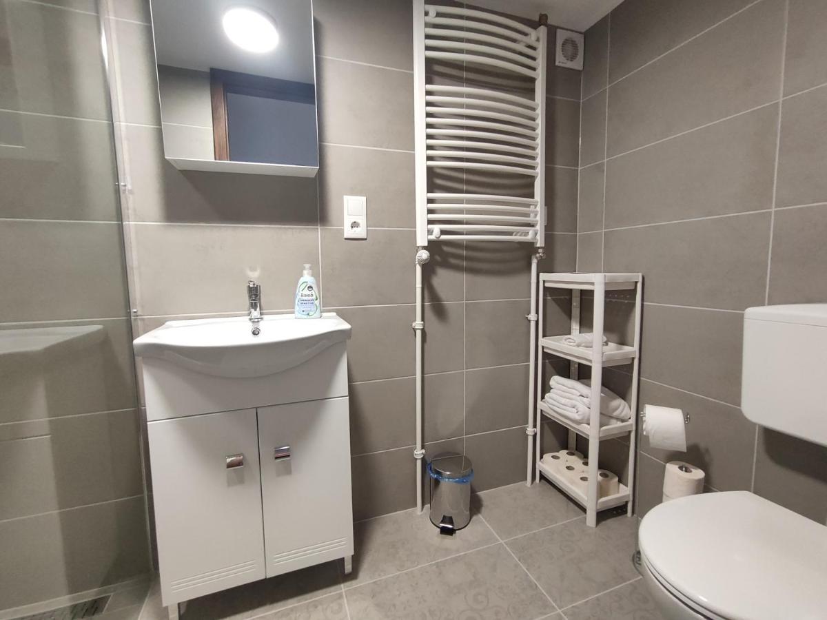 شقة Kossuth Garden ديبريتْسين المظهر الخارجي الصورة