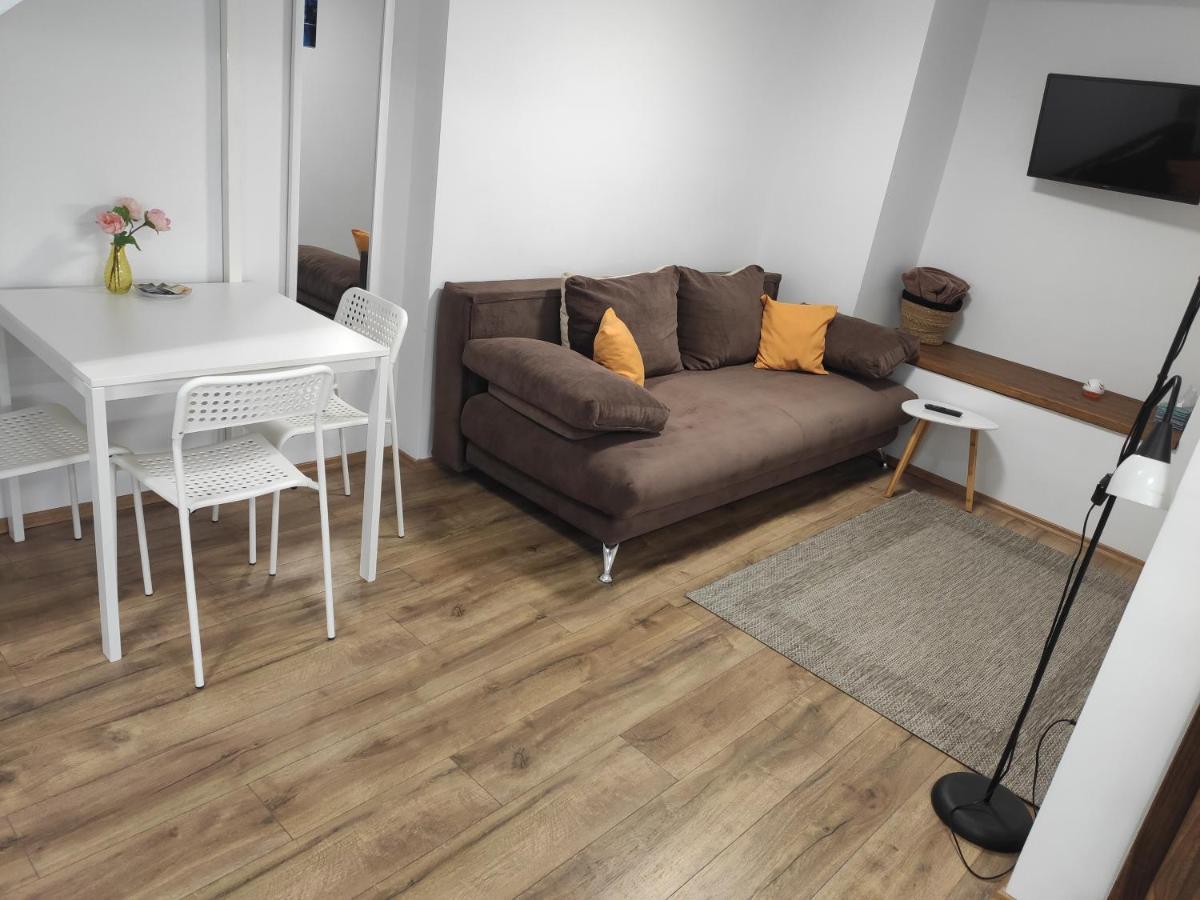 شقة Kossuth Garden ديبريتْسين المظهر الخارجي الصورة