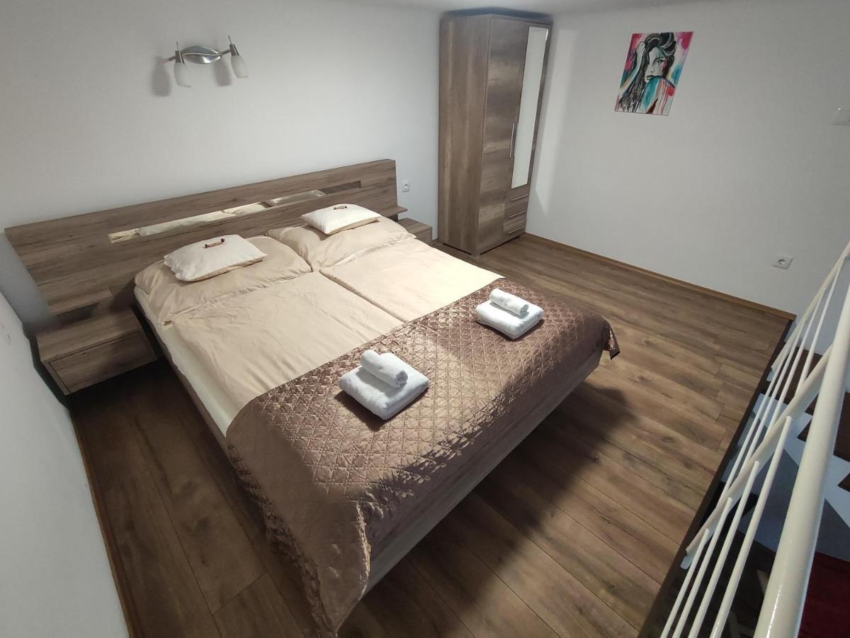 شقة Kossuth Garden ديبريتْسين المظهر الخارجي الصورة