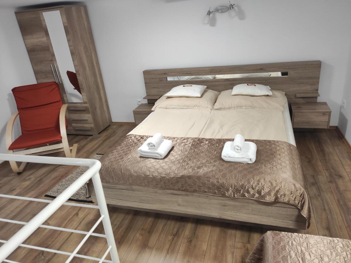 شقة Kossuth Garden ديبريتْسين المظهر الخارجي الصورة